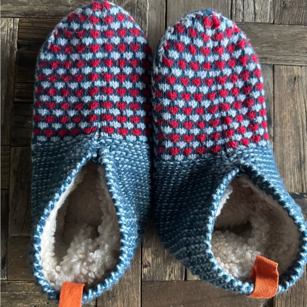 Bombas Kids Blue and Red Slippers
